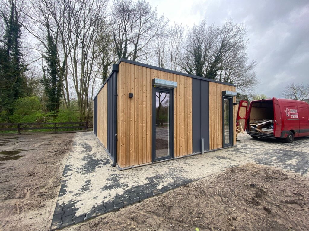Een van onze prachtige mantelzorgwoningen die geplaatst wordt